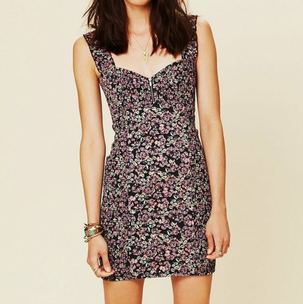 Floral sweatheart bodycon dress